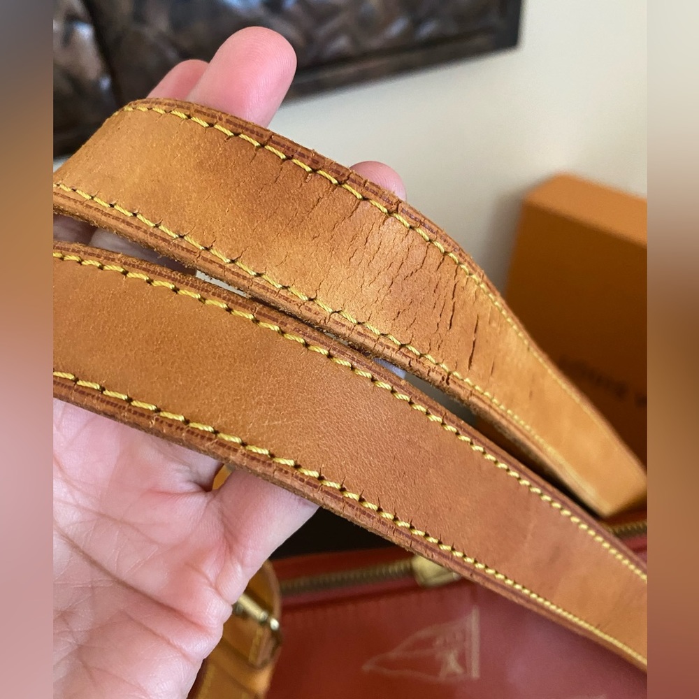 LV Limited edition World Cup - Picture 10 of 16